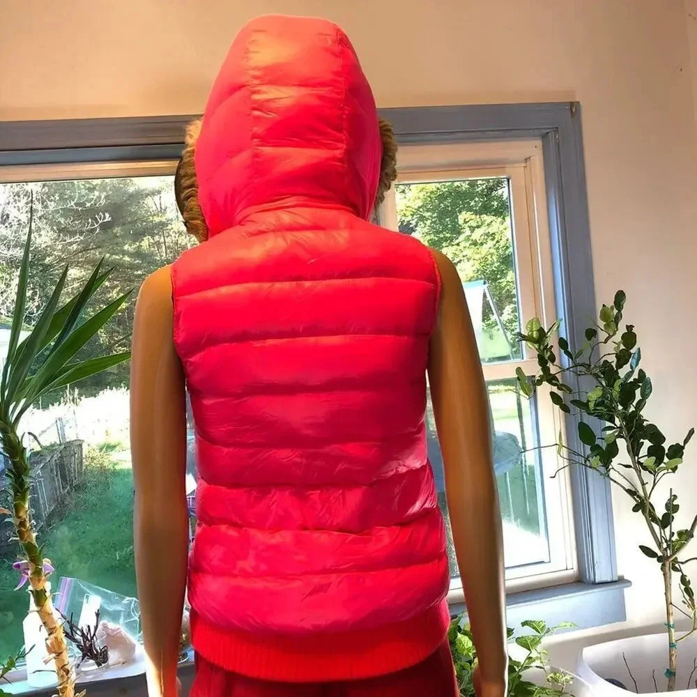 American Eagle Hot Pink BARBIE CORE Hoodie Puffy Cozy Women Vest size XS - Picture 3 of 6